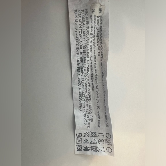 Red + white striped, long sleeved Zara top 🤍❤️🤍❤️ - Picture 5 of 5